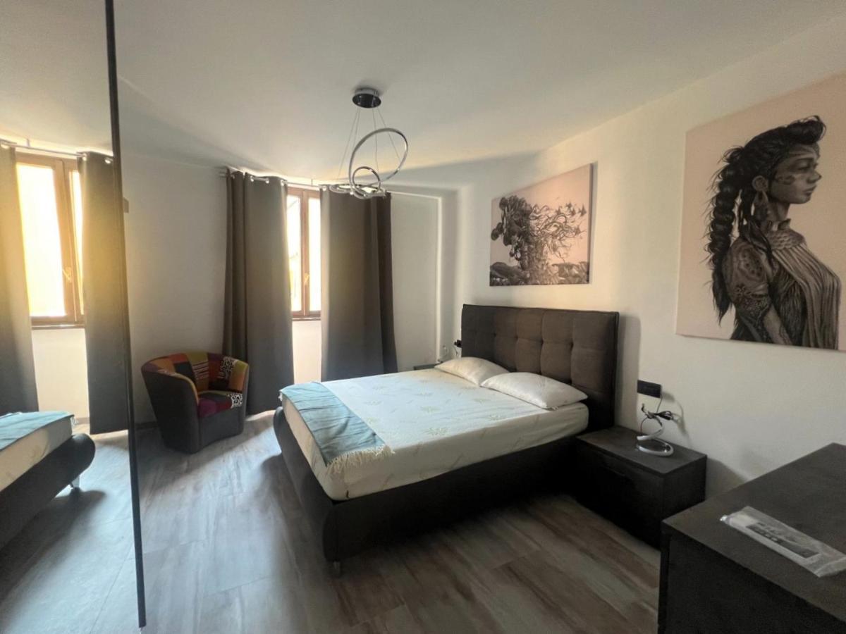 Apartment In Central Square With Lake View Lenno Ngoại thất bức ảnh